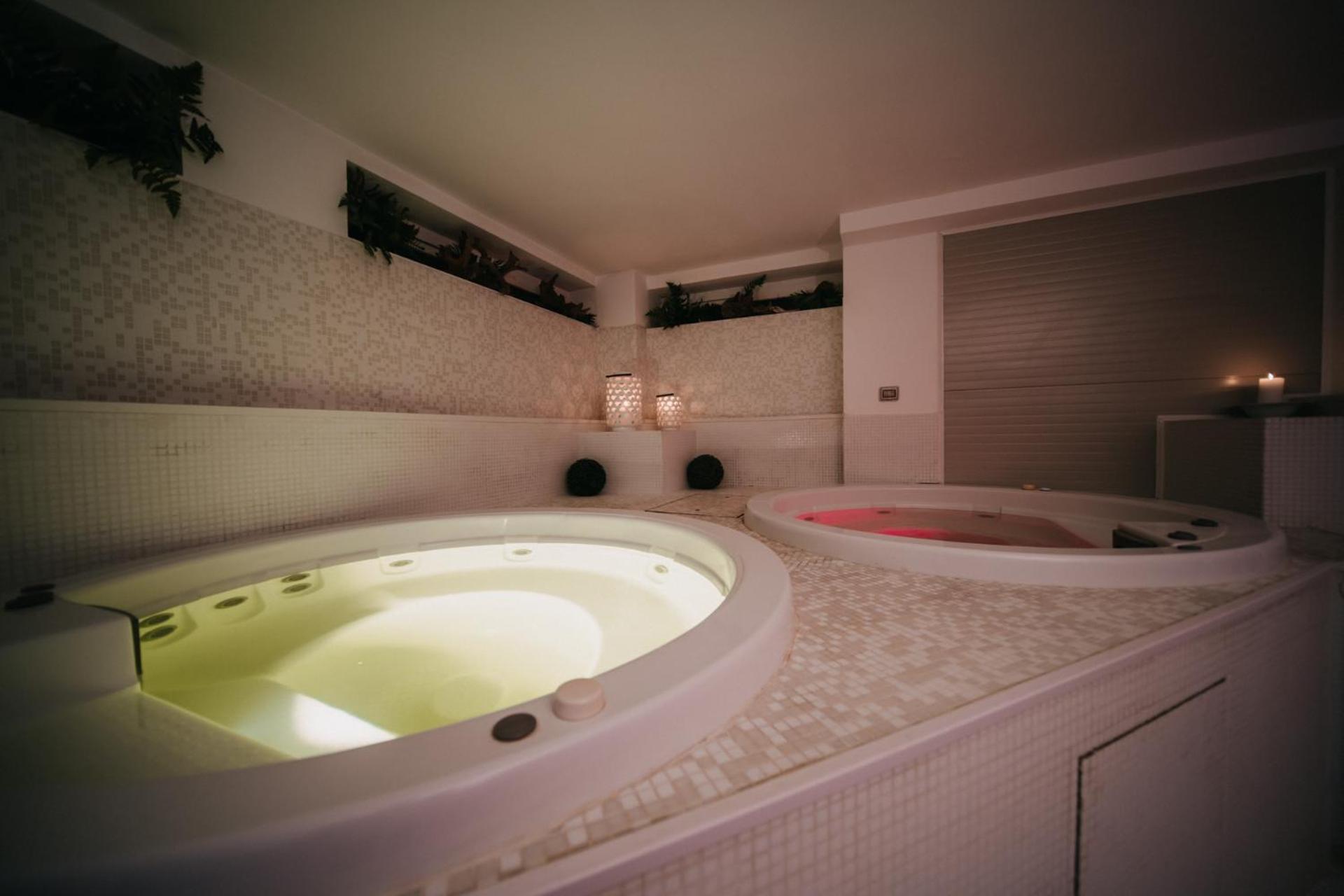 Hotel Lalla Beauty & Relax Cesenatico Kültér fotó