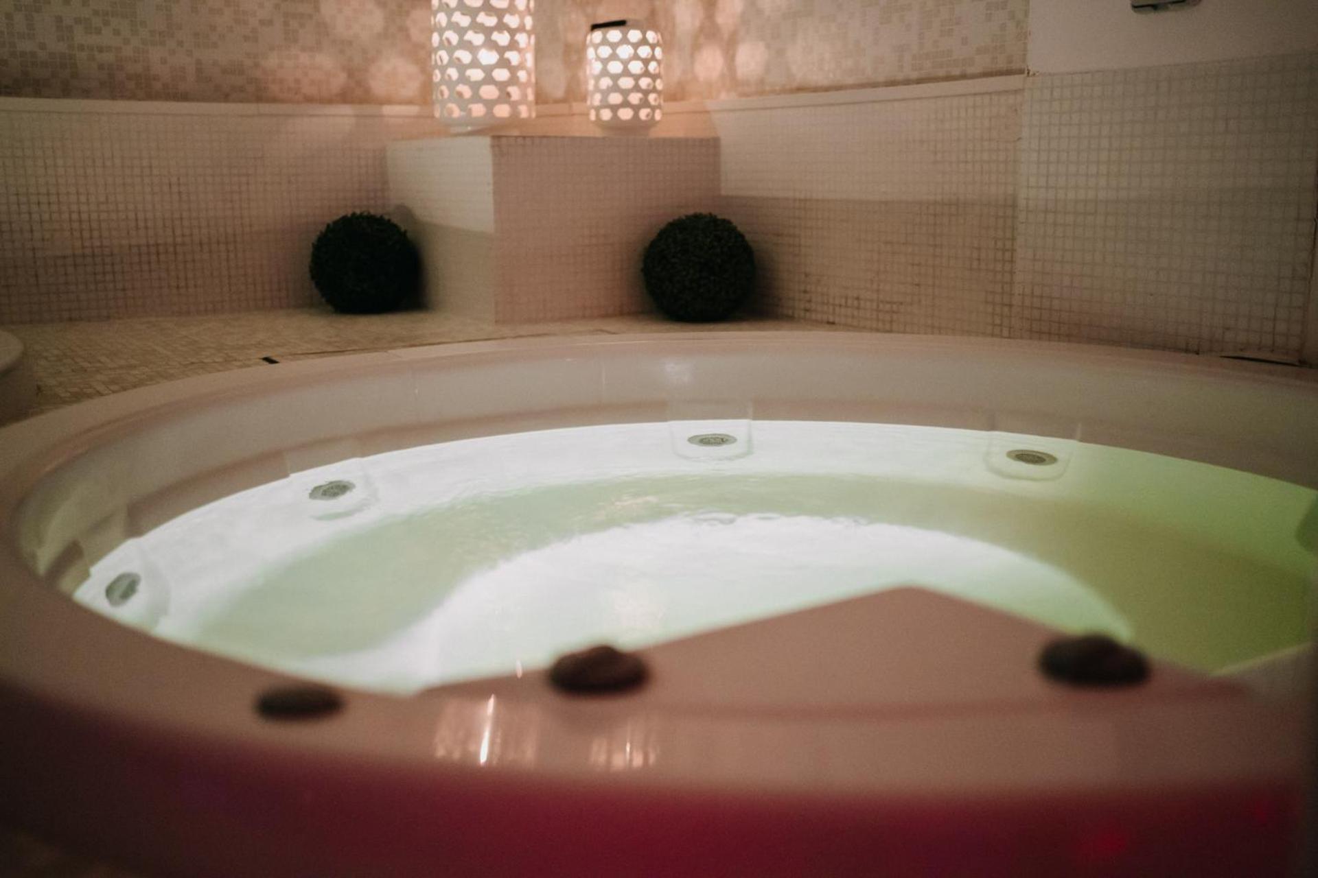 Hotel Lalla Beauty & Relax Cesenatico Kültér fotó